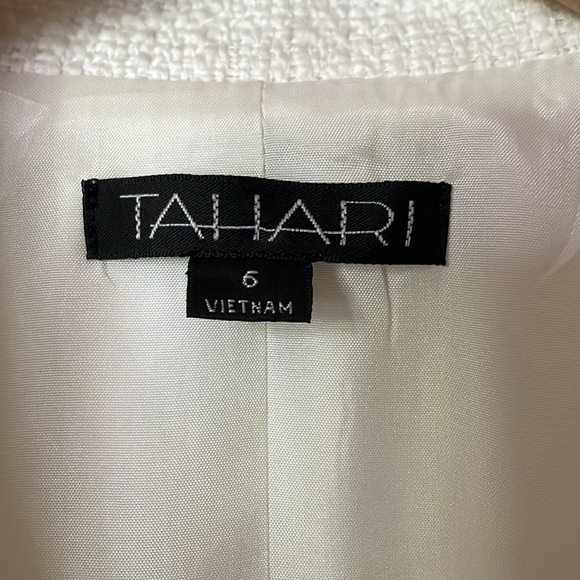 Tahari jacket - Picture 6 of 9